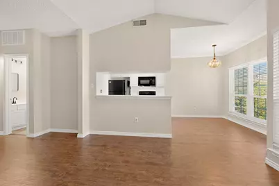 7151 Gaston Avenue #409, Dallas, TX 75214 - Photo 9