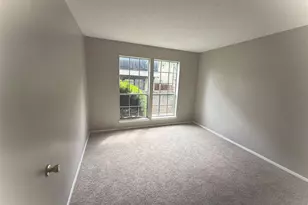 8560 Park Ln, Dallas, TX 75231 - Photo 15