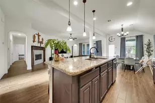 413 Tucker Trl, Midlothian, TX 76065 - Photo 9