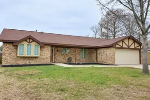 5901 Crestwood Circle, North Richland Hills, TX 76180 - Photo 1