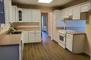 5901 Crestwood Circle, North Richland Hills, TX 76180 - Photo 11