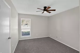 5518 Sarasota Dr, Arlington, TX 76017 - Photo 11