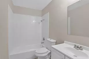 5518 Sarasota Dr, Arlington, TX 76017 - Photo 9