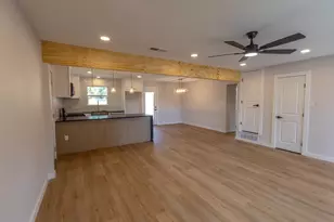 1121 Victoria St, Bellmead, TX 76705 - Photo 11