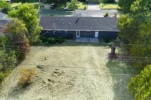 1121 Victoria St, Bellmead, TX 76705 - Photo 37
