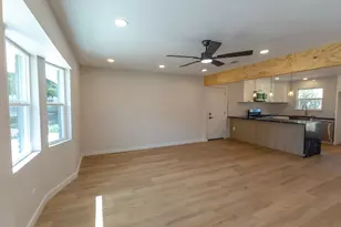 1121 Victoria St, Bellmead, TX 76705 - Photo 9