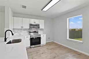 2708 Morning Song Dr, Little Elm, TX 75068 - Photo 9