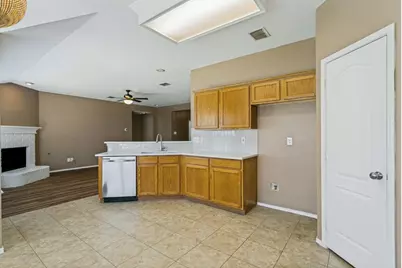 3012 Berkshire Lane, Corinth, TX 76210 - Photo 9