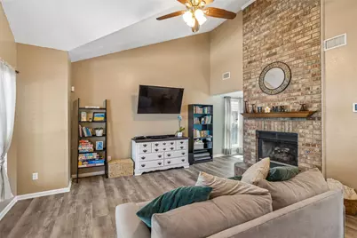 2325 Kildeer Trail, Grand Prairie, TX 75052 - Photo 7