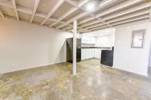 2501 S Harwood St, Dallas, TX 75215 - Photo 3