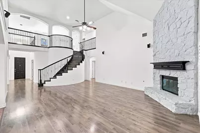 809 Meadowside Court, Garland, TX 75043 - Photo 9