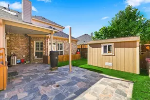 809 Meadowside Ct, Garland, TX 75043 - Photo 29