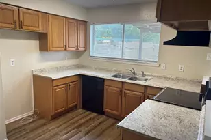 1101 Trinidad Ln, Garland, TX 75040 - Photo 3