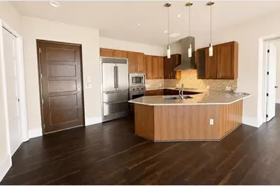 1301 Throckmorton Street #1805, Fort Worth, TX 76102 - Photo 5