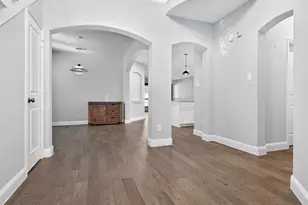 1129 Dame Carol Wy, Carrollton, TX 75010 - Photo 5