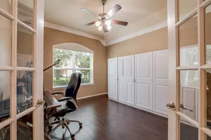2815 Fox Creek Trail, Arlington, TX 76017 - Photo 3
