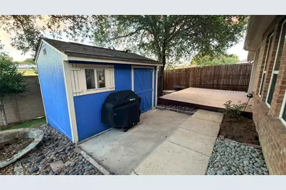 2815 Fox Creek Trail, Arlington, TX 76017 - Photo 5