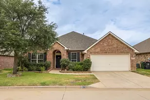 2815 Fox Creek Trail, Arlington, TX 76017 - Photo 1