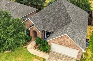 2815 Fox Creek Trail, Arlington, TX 76017 - Photo 1