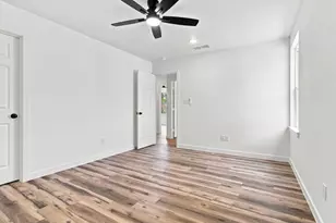 106 E Miller, Whitewright, TX 75491 - Photo 17