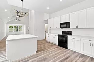 106 E Miller, Whitewright, TX 75491 - Photo 9