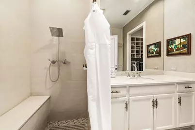 17 Stonecourt Circle, Dallas, TX 75225 - Photo 21