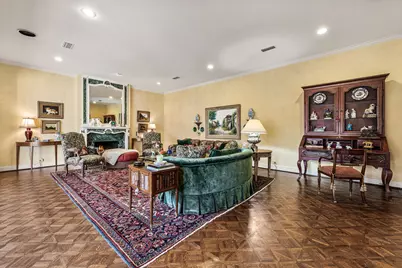17 Stonecourt Circle, Dallas, TX 75225 - Photo 9