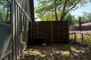 339 19th St NW, Paris, TX 75460 - Photo 17