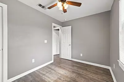 915 N Throckmorton Street, Sherman, TX 75090 - Photo 27