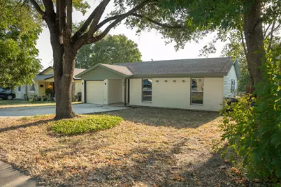 4741 McCart Avenue, Fort Worth, TX 76115 - Photo 3