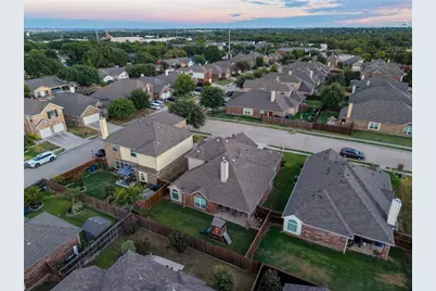 887 Woodrow Drive, Lewisville, TX 75067 - Photo 31