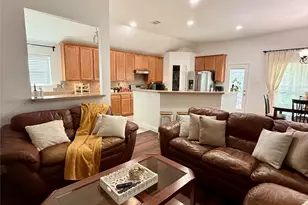 5004 Mountain Valley Ct, Fort Worth, TX 76123 - Photo 5