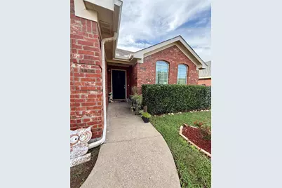 5004 Mountain Valley Court, Fort Worth, TX 76123 - Photo 3