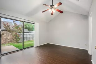 10627 Tall Oak Dr, Fort Worth, TX 76108 - Photo 9