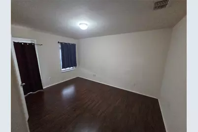 8422 Timberbrook Lane, Dallas, TX 75249 - Photo 19