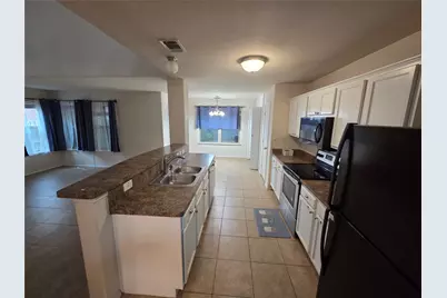 8422 Timberbrook Lane, Dallas, TX 75249 - Photo 9