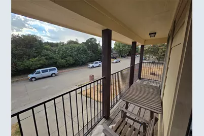 8422 Timberbrook Lane, Dallas, TX 75249 - Photo 21