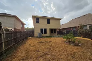 8422 Timberbrook Ln, Dallas, TX 75249 - Photo 5