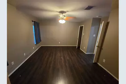 8422 Timberbrook Lane, Dallas, TX 75249 - Photo 17