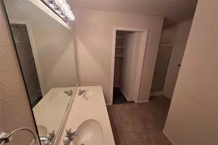 8422 Timberbrook Ln, Dallas, TX 75249 - Photo 15