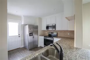 901 N Barrett Ave, Denison, TX 75020 - Photo 5