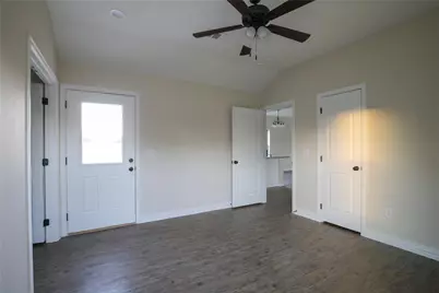 901 N Barrett Avenue, Denison, TX 75020 - Photo 11
