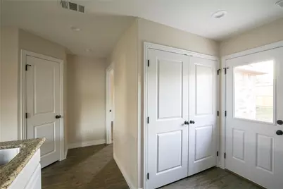 901 N Barrett Avenue, Denison, TX 75020 - Photo 7