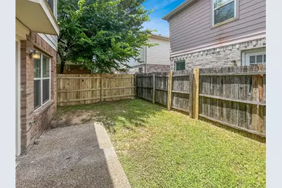 2325 Kingsway Drive, Arlington, TX 76012 - Photo 9