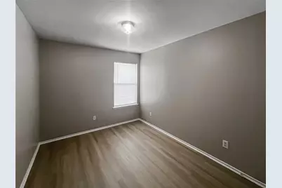 2325 Kingsway Drive, Arlington, TX 76012 - Photo 7