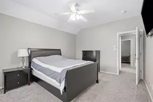 554 Continental Dr, Lewisville, TX 75067 - Photo 9