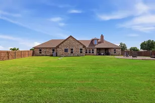 2425 Pecan Springs Rd, Cleburne, TX 76031 - Photo 33