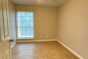 3100 Medina St, Irving, TX 75061 - Photo 7