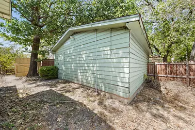 4529 Sanger Avenue, Waco, TX 76710 - Photo 19