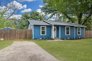 149 Gordon Dr, Azle, TX 76020 - Photo 1
